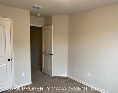 6918 Lakeview Dr #101 - Photo Thumbnail 27