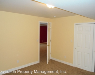 4135 Heathmoor Dr - Photo Thumbnail 8