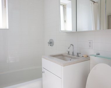 515 E 14th St - Photo Thumbnail 4