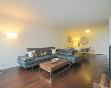 401 East 34th Street - Photo Thumbnail 1