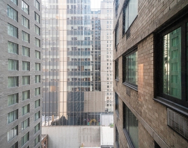 230 West 55th Street - Photo Thumbnail 8