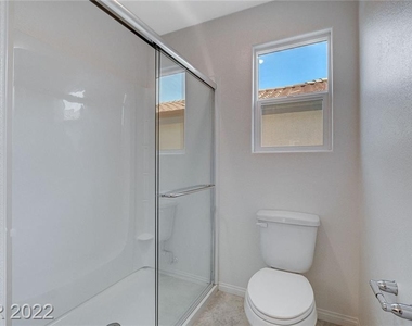 7007 Sylmar Avenue - Photo Thumbnail 12