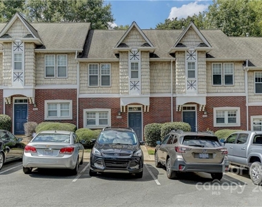 3026 Uxbridge Woods Court - Photo Thumbnail 1