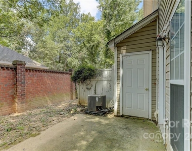 3026 Uxbridge Woods Court - Photo Thumbnail 25