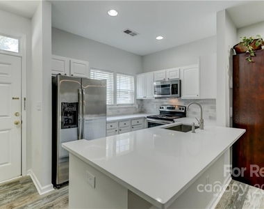 3026 Uxbridge Woods Court - Photo Thumbnail 10