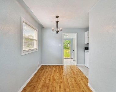 1025 Conant Avenue - Photo Thumbnail 7