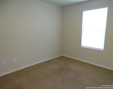 7054 Lakeview Dr - Photo Thumbnail 24