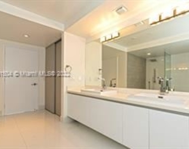 300 Sunny Isles Blvd Unit 904 - Photo Thumbnail 9