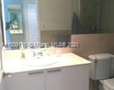 16699 Collins Ave Apt 3301 - Photo Thumbnail 8