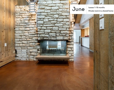 1903 Crooked Lane, Austin, Tx, 78741 - Photo Thumbnail 9