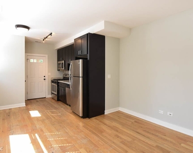 2205 W. Eastwood, Unit W3 - Photo Thumbnail 5