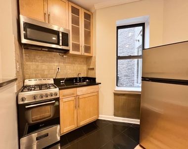 Copy of 431 East 9th Street, Unit Gfw - Photo Thumbnail 1