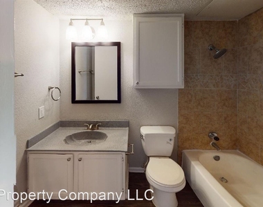 4502 Gaston Ave Unit 103 - Photo Thumbnail 5