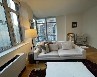 88 Leonard Street - Photo Thumbnail 1