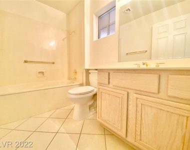 2937 Royal Coach Court - Photo Thumbnail 4