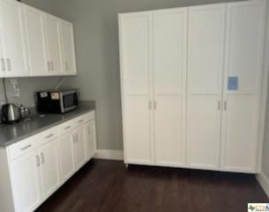 2810 Oak Run Parkway - Photo Thumbnail 2