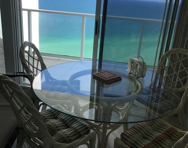 16485 Collins Ave - Photo Thumbnail 18