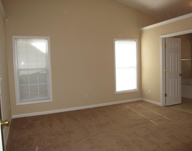 3830 Sugarbrook Drive - Photo Thumbnail 11