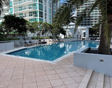 1060 Brickell Ave Apt 3407 - Photo Thumbnail 13