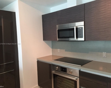 1080 Brickell Ave Unit 1704 - Photo Thumbnail 10