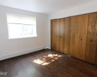 1040 W. Hollywood, Unit 403 - Photo Thumbnail 15