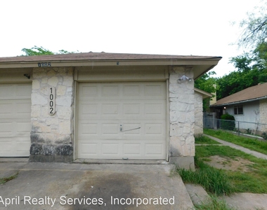 1002 Fieldwood Dr - Photo Thumbnail 1