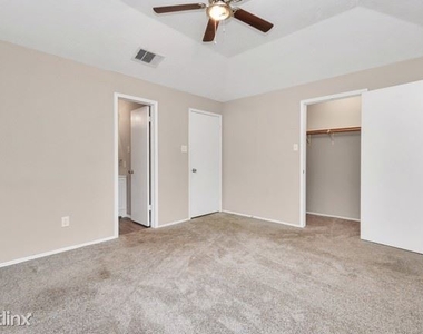 6035r Woodmancote Drive - Photo Thumbnail 9