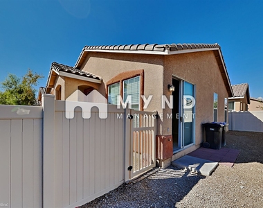 2500 Birds Nest Cactus Ct - Photo Thumbnail 28