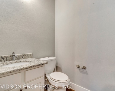 517 Elmhurst Ave - Photo Thumbnail 7