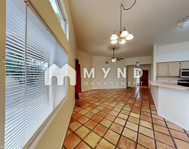 1293 W Crystalline Way - Photo Thumbnail 11