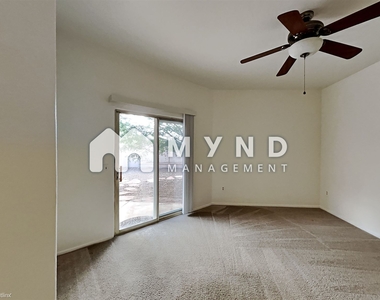 1293 W Crystalline Way - Photo Thumbnail 14