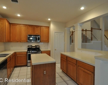 17908 Box Canyon Terrace - Photo Thumbnail 5