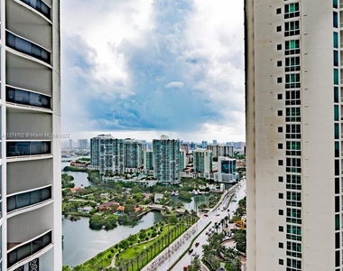 16001 Collins Ave - Photo Thumbnail 34