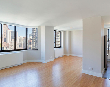 151 East 31st Street - Photo Thumbnail 1