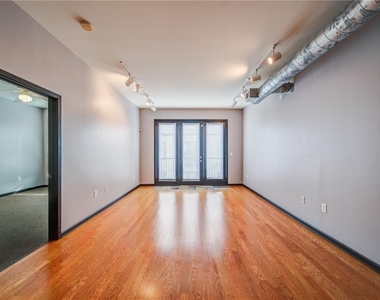 5300 Peachtree Road - Photo Thumbnail 10