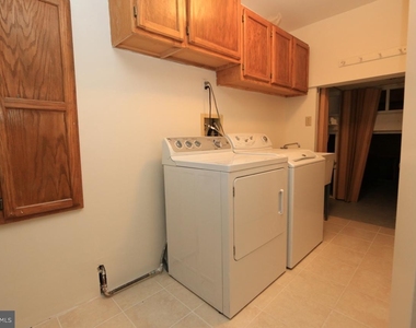 2222 Kings Garden Way - Photo Thumbnail 29