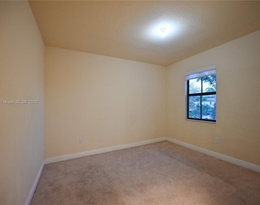 8868 Nw 101st Pl - Photo Thumbnail 21