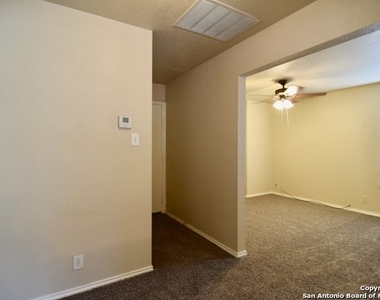 802 Butler Pt - Photo Thumbnail 7