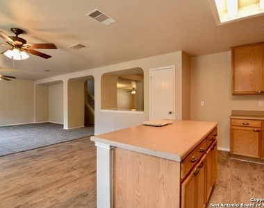 802 Butler Pt - Photo Thumbnail 16