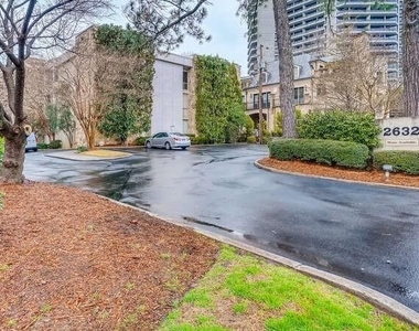 2632 Peachtree Road Nw # A-301 - Photo Thumbnail 3