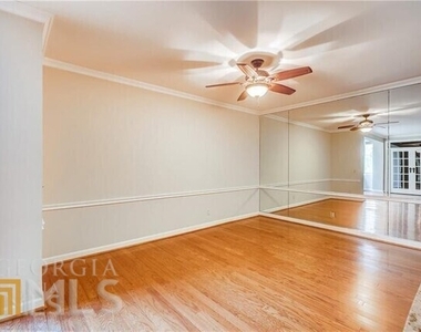 2632 Peachtree Rd Nw  #a-301 - Photo Thumbnail 29