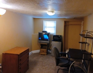 235 Bryan St 6 - Photo Thumbnail 4