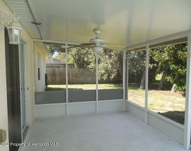 3441 Montano Avenue - Photo Thumbnail 29