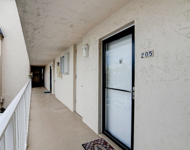 3575 S Ocean Boulevard - Photo Thumbnail 4