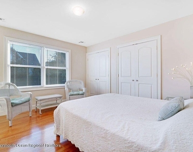 417 15th Avenue - Photo Thumbnail 14