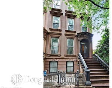 164 Lafayette Ave - Photo Thumbnail 1