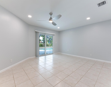 441 Nw 53 Street - Photo Thumbnail 9