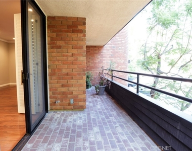 4744 Park Encino Lane - Photo Thumbnail 21