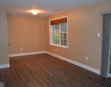 9809 Sweet Maple Ln - Photo Thumbnail 5