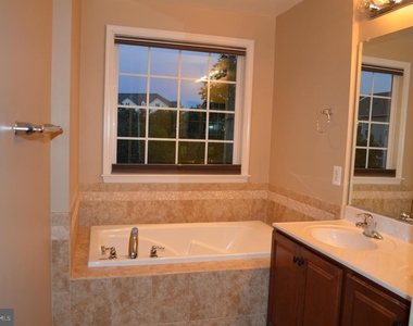 9809 Sweet Maple Ln - Photo Thumbnail 20